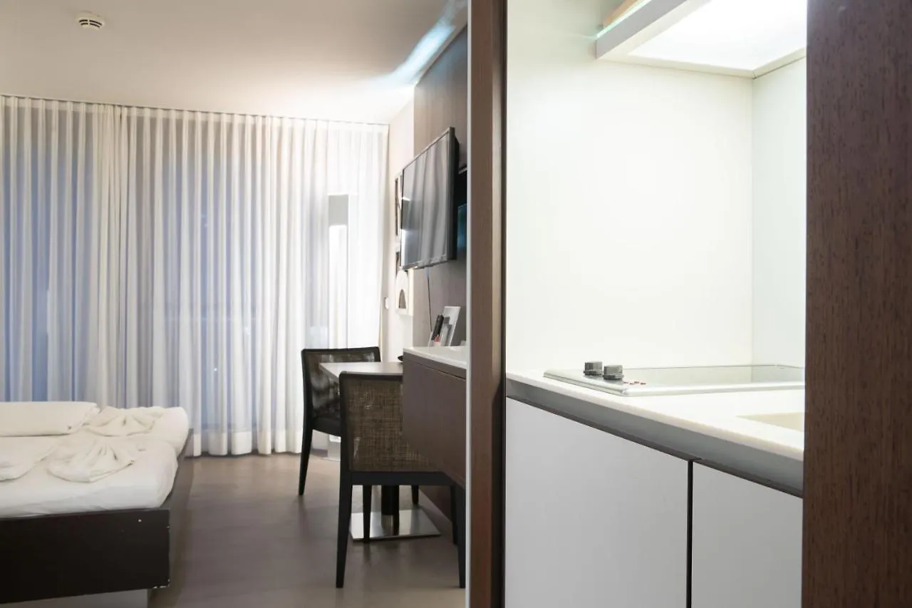 Carbyside Aparthotel Heidelberg 3*,  Germany